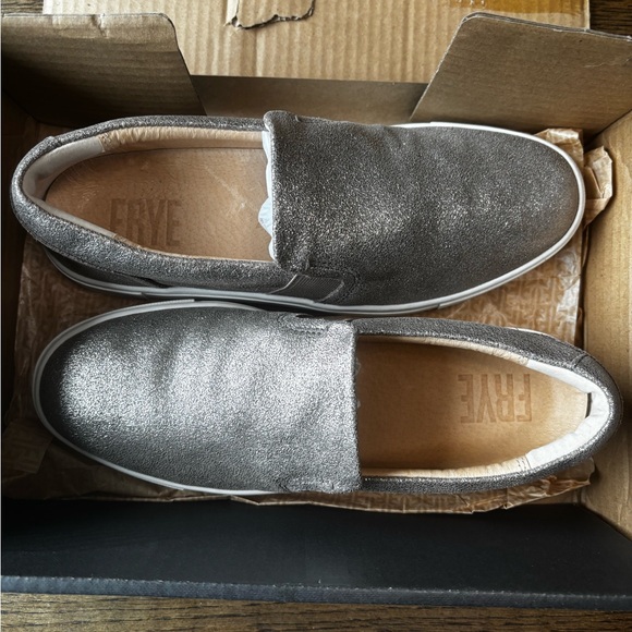Frye Ivy Slip On Sneakers Pewter Metallic Women’s 9 Box - Picture 6 of 9